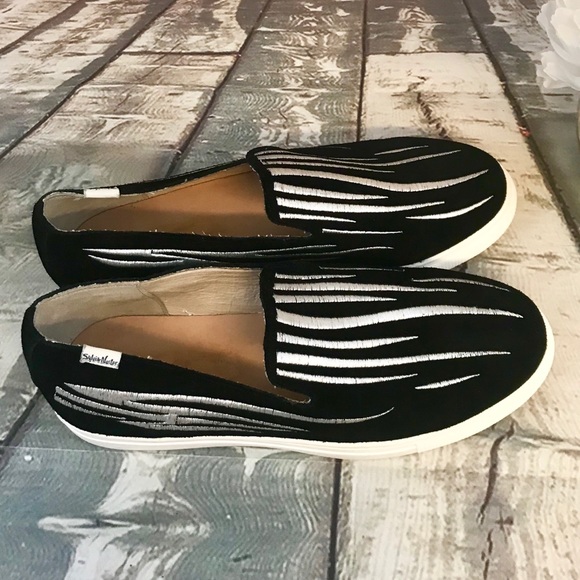 Sylvia Noster Zebra Slip on Sneakers - Picture 2 of 7